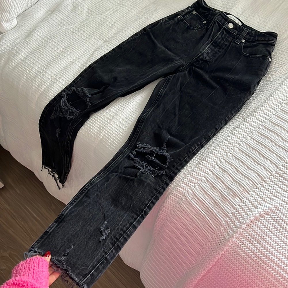 Abercrombie & Fitch High Rise Mom Jean